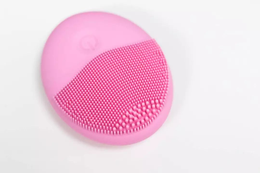 不到60块的洁面仪,能把黑头粉刺都带走!让上千