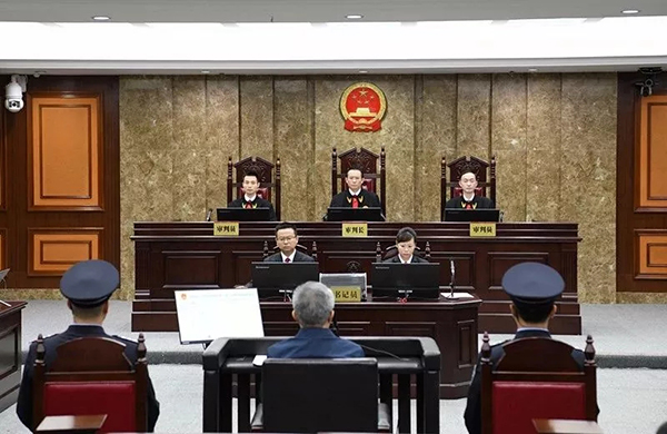 上海市人民检察院原党组书记、检察长陈旭被控受贿7423万