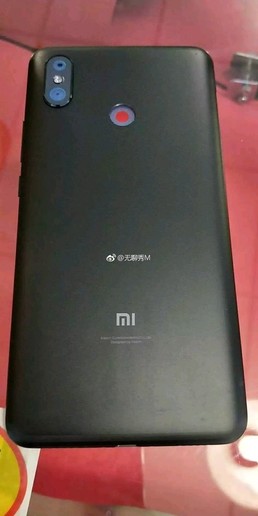 在大屏手机中又以小米max系列更受欢迎