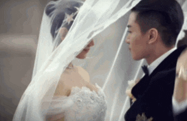 陈妍希为陈晓庆生,发文时间透露了两人有多甜蜜