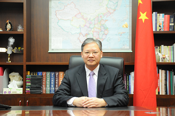 中国驻罗马尼亚原大使徐飞洪履新外交部服务中心主任