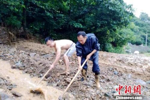持续降雨致陕西多地遭受洪涝灾害 共造成4.35万人受灾