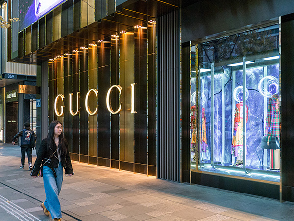 Gucci今起在中国市场降价：平均降幅5%，涉及所有款式