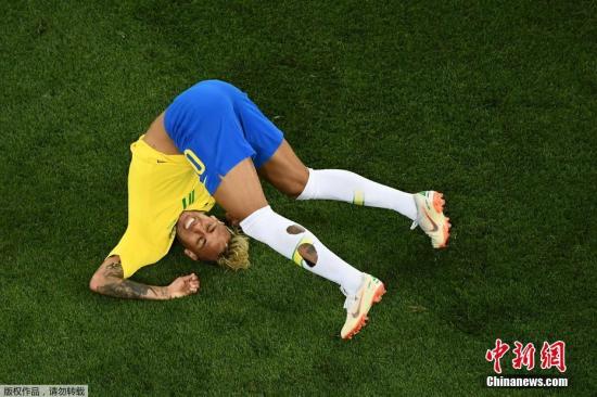 无人能敌！ 内马尔4场世界杯赛在草地上躺了13分50秒