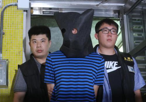 香港一男子涉嫌3起九龙巴士插针案被捕 不满巴士甩站