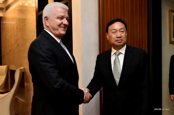 第三任中国驻黑山大使崔志伟即将离任