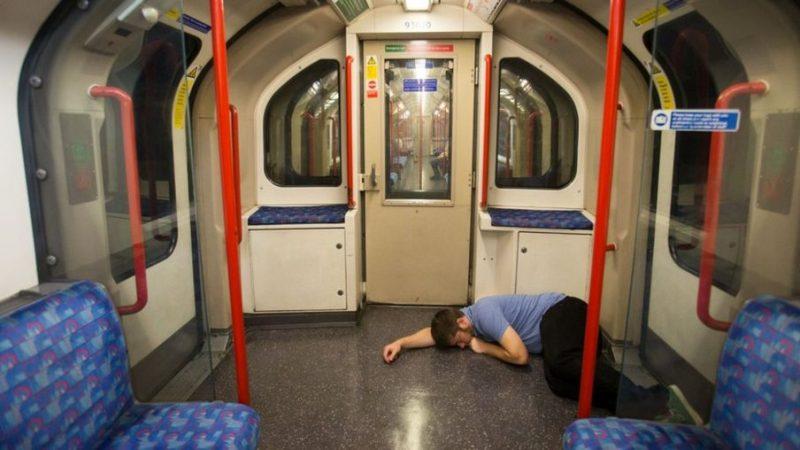 伦敦晚班地铁伤人事件多次发生 留学生们注意