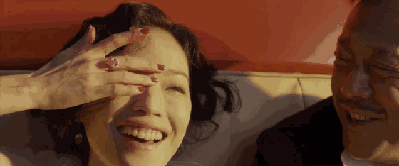 像是一个被宠溺的任性孩子,在他的箱子里,塞满了自己喜欢的玩物,《一