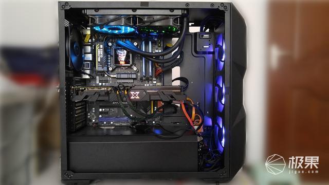 做工精致灯效炫，有颜有料的中塔机箱，酷冷至尊机箱体验