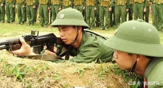 越南军队用了60年的头盔,竟是木头制作,骗过了美军、解放军!