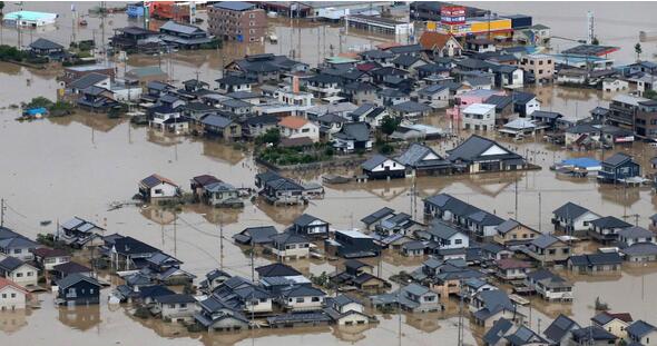 日本大雨招致洪灾 民众：受灾地区一片汪洋