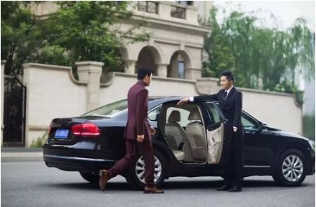 滴滴专车突然更名礼橙专车,背后可能因为这三