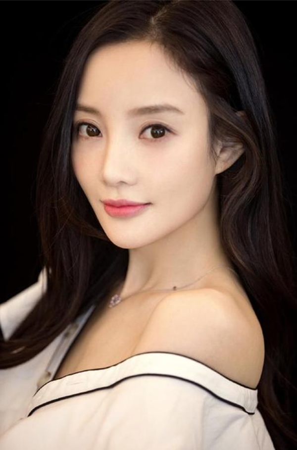 娱乐圈五位婚内出轨的女明星,前四个离婚,最后