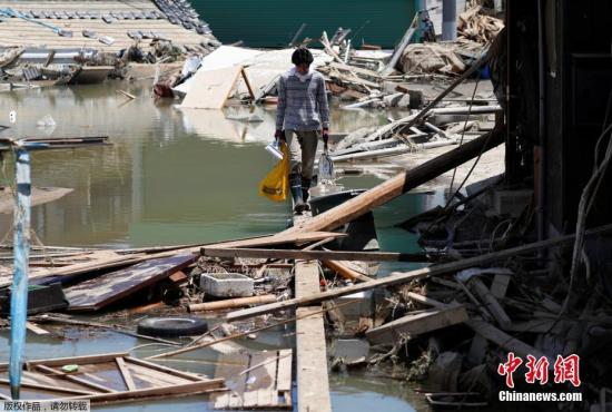 日媒：西日本暴雨12个府县有147人死亡 58人失联