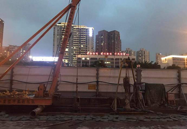 深圳地铁再致歉“3天挖断7根电缆”：将对施工单位顶格处罚