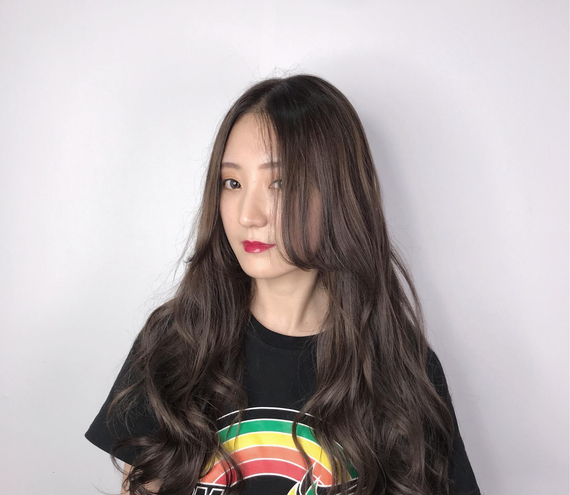 2018最美长卷发+网红刘海，想不红都难