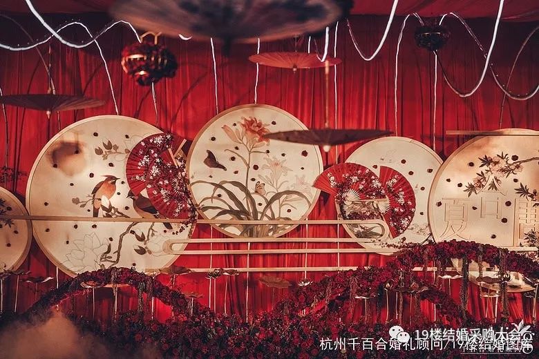 看过杨幂在《扶摇》里的超精致中式婚礼,追剧