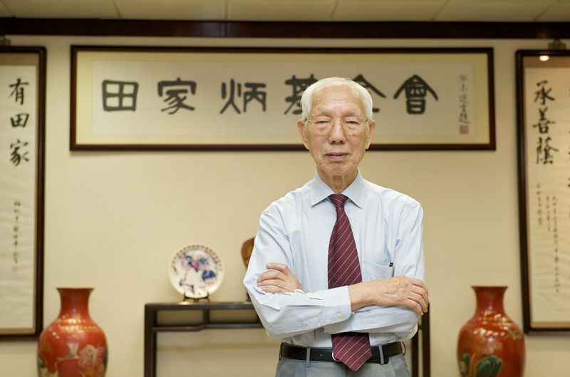 香港慈善家田家炳逝世享年99岁：曾捐助内地200多所学校