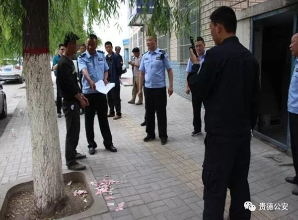 为炫耀当众撕毁千元人民币，青海一人被警告并罚款1800元