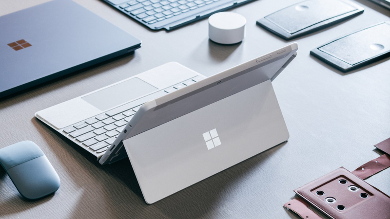 Surface Go 是一个小产品，却是微软的大赌注
