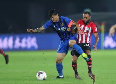 英格兰大战克罗地亚前,中国球员攻破了英超球