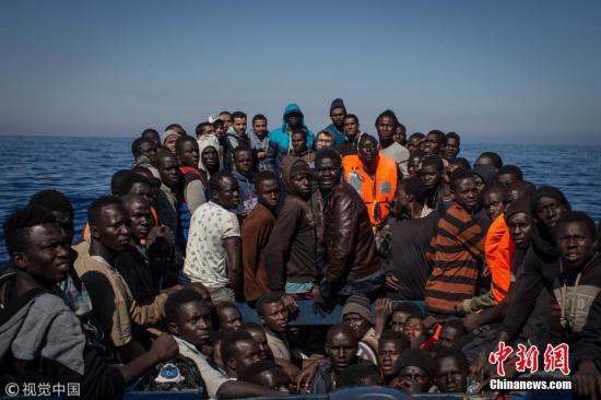 意大利与利比亚达成难民遣返协议 重金输出难民