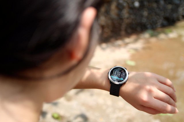 跑步听歌、移动支付都支持!这运动指导专家让我彻底“抛弃”手机 跑步听歌、移动支付都支持!这运动指导专家让我彻底“抛弃”手机