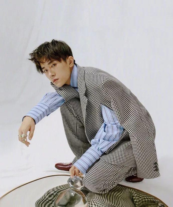 品牌大佬实力宠溺易烊千玺的方式,我也是服气的!