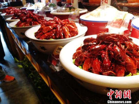“鱼米之乡”山东鱼台县打造龙虾产业链 助力乡村振兴