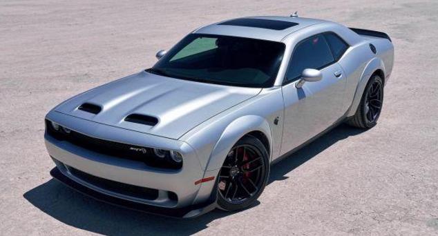 全新道奇挑战者SRT,满满的肌肉感和狂野动力,让人欲罢不能!