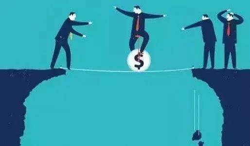 业绩变脸预告延迟三个月才披露,鲁信创投董事