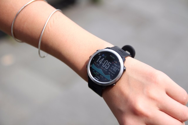 跑步听歌、移动支付都支持!这运动指导专家让我彻底“抛弃”手机 跑步听歌、移动支付都支持!这运动指导专家让我彻底“抛弃”手机