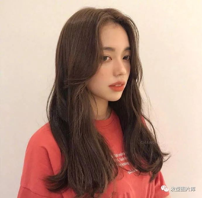 韩范儿中长发发型推荐