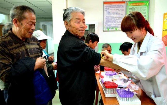 女子吃素多年,体检却低密度脂蛋白亮红灯,常