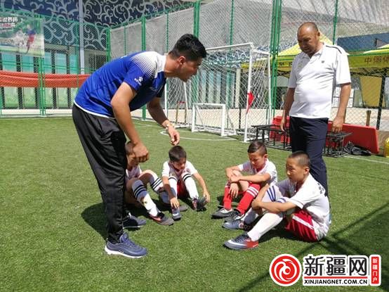 新疆少年五人制足球赛首次出现加时赛 足球小