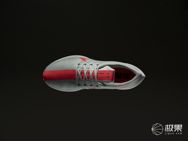 耐克(Nike)PegasusTurbo跑鞋 耐克(Nike)PegasusTurbo跑鞋