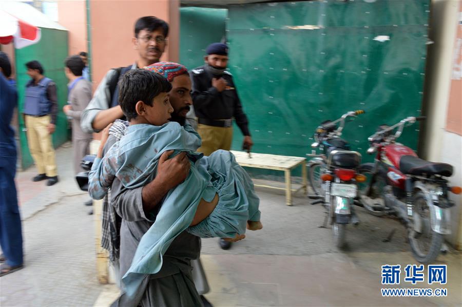 巴基斯坦政治集会遭自杀式炸弹袭击 128死100伤