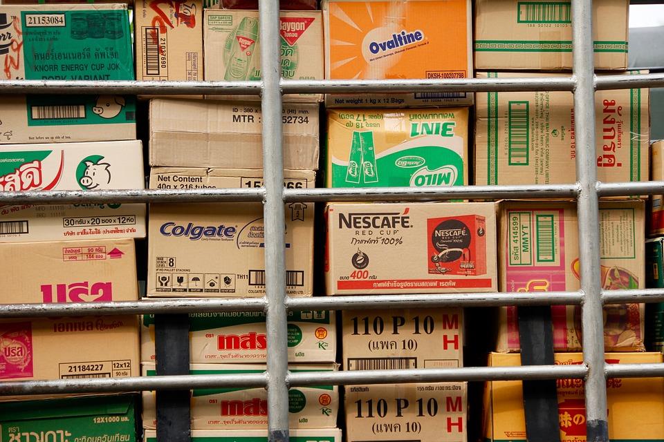 美国港口竟聚集了大批中国货! 这是假象,美国将转向越南进口?