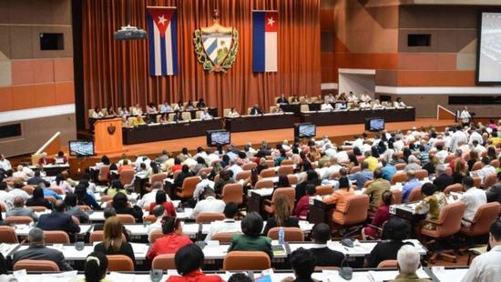 古巴将推动修宪，或首度承认自由市场和私有财产