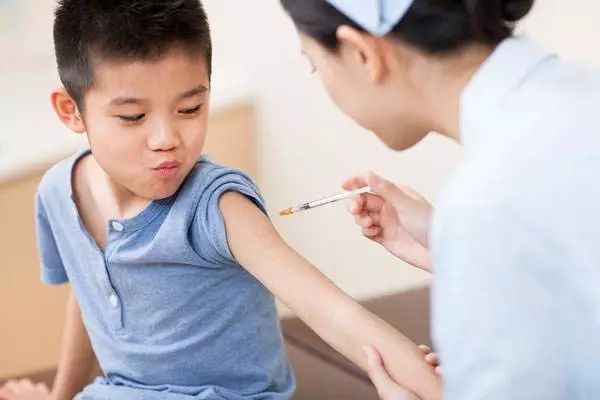上海:水痘疫苗下月起纳入市免疫规划,适龄儿童
