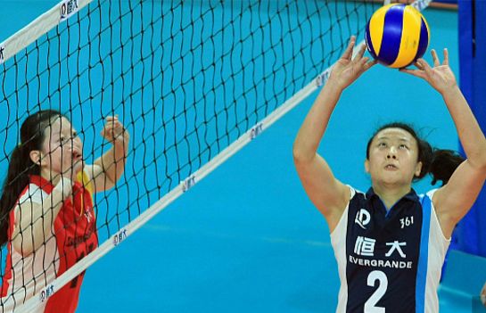 盲传技术现身排球界,二传戴眼罩凭借感觉直接入网造诣颇深