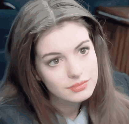 红人馆|安妮海瑟薇凭借美胸上热搜,却没人敢说她没实力