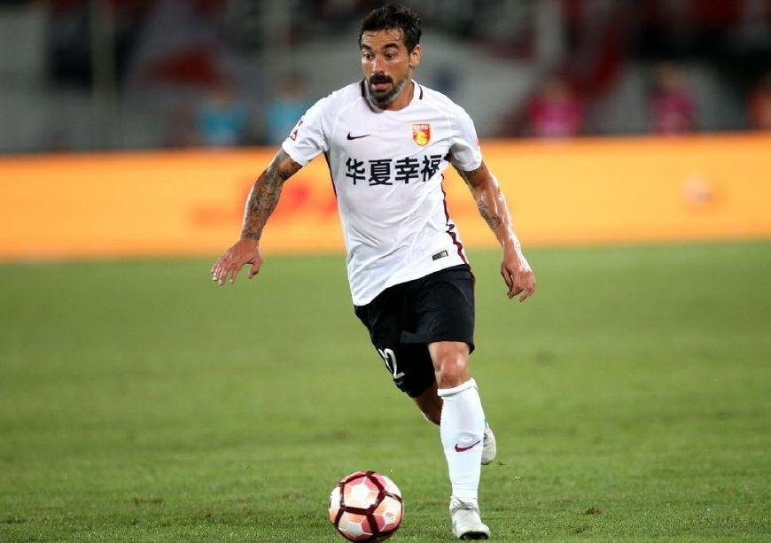 世界足坛薪水排行榜前10位,C罗仅排第3,中超3