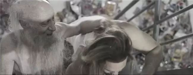 墨西哥烧脑神作,《意外空间》