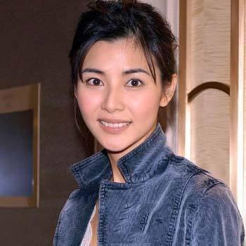 《溏心风暴》三部曲中女演员美貌排名,黄以爱