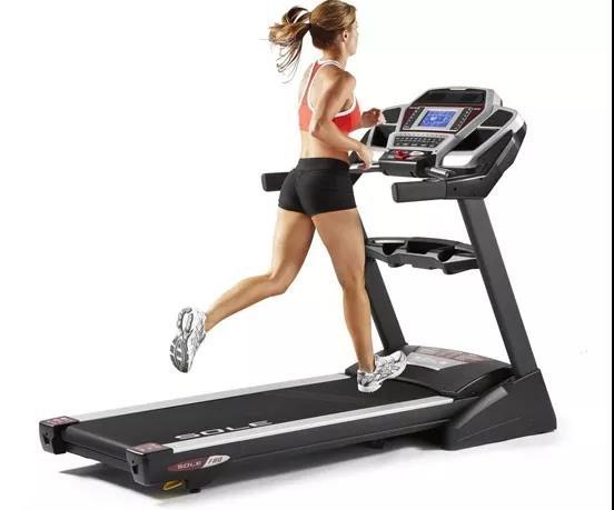 你真的会跑步吗?椭圆机更不伤膝盖?