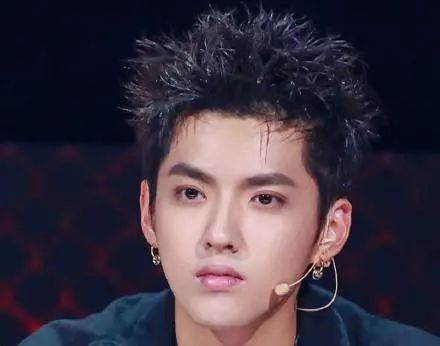 《中国新说唱》吴亦凡对这届选手很失望?网友