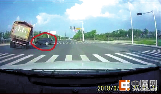 什么是单行道视频 6FA935E6B44230DACEAA82134B0D7ECD18622779_size134_w550_h323.jpeg