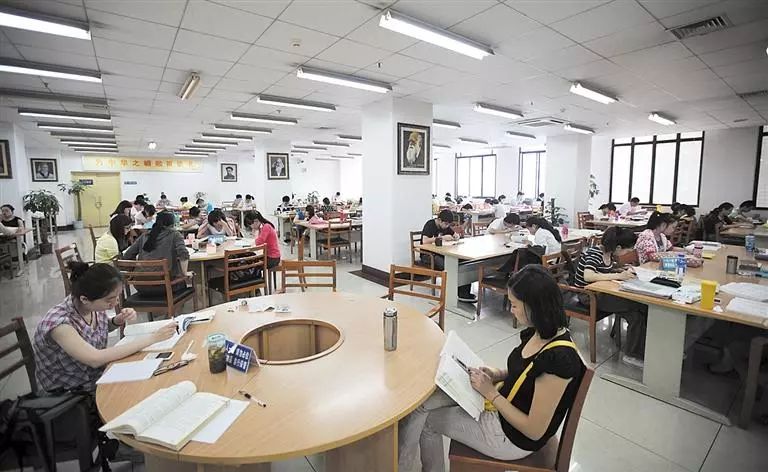 电子阅览室_阅览室人均面积(2)