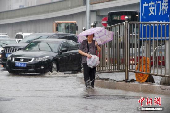 北京本轮降雨持续近58小时 最大小时雨强超过“7.21暴雨”